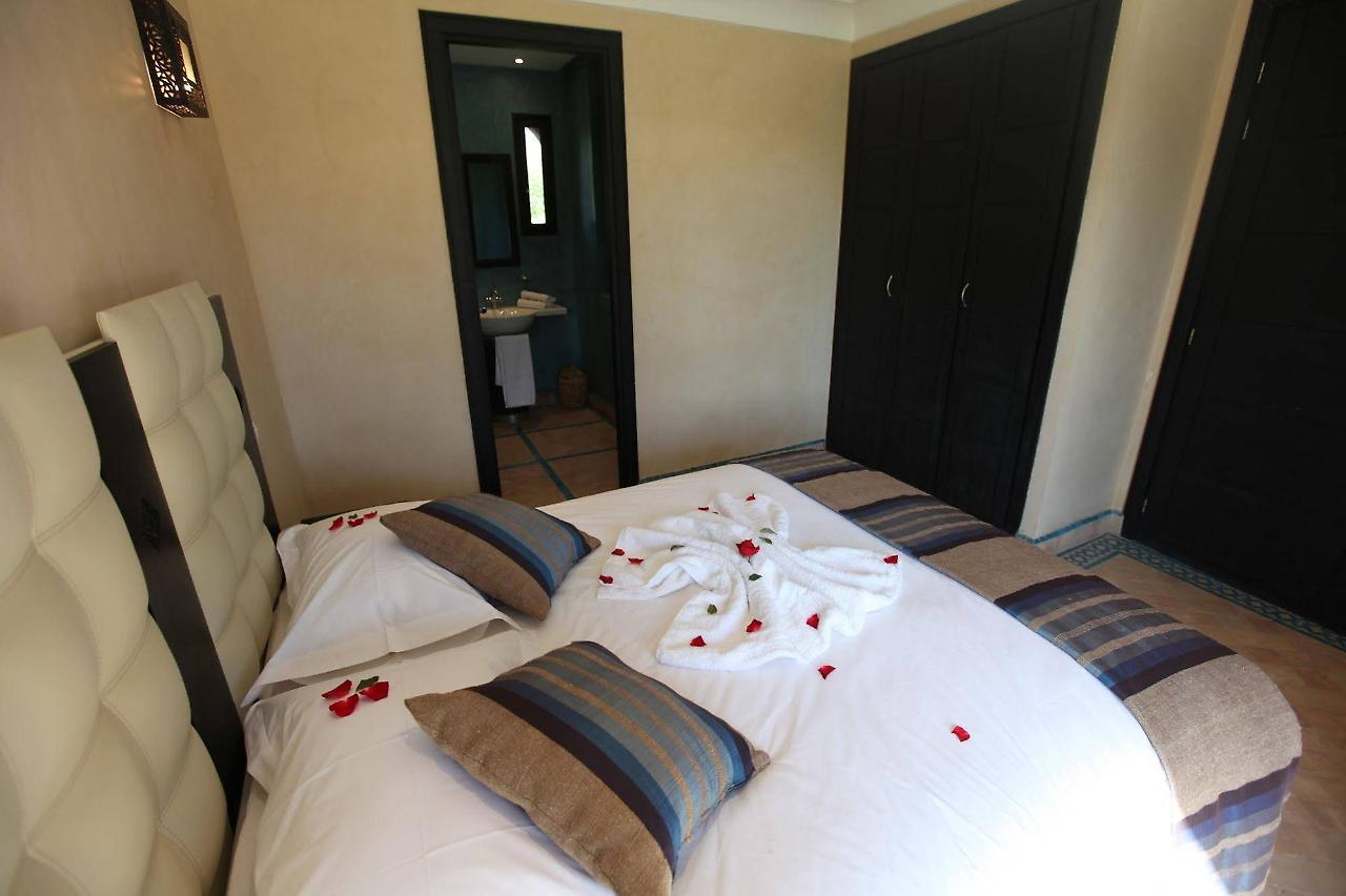 Les Jardins De Zyriab Bed and Breakfast Aït Hamid Exteriör bild