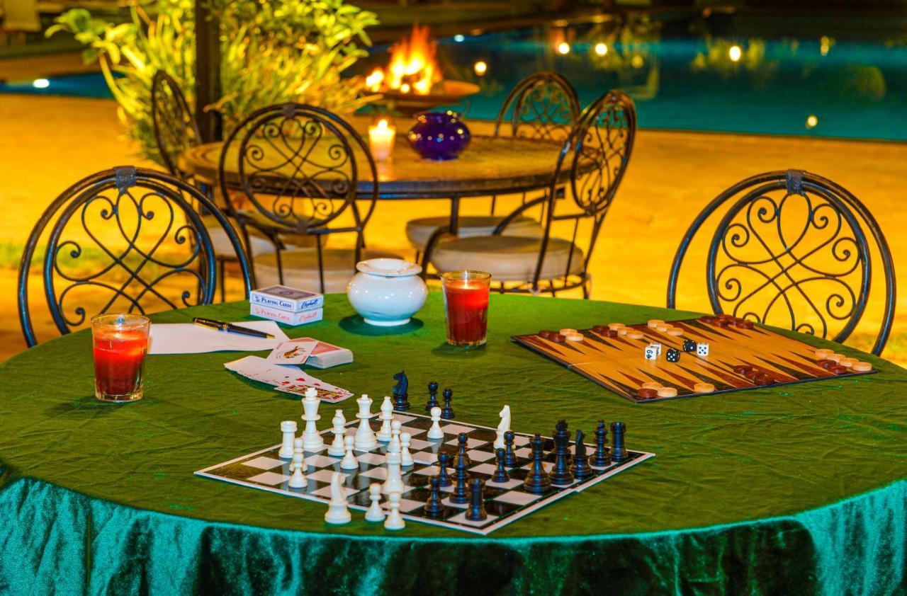 Les Jardins De Zyriab Bed and Breakfast Aït Hamid Exteriör bild