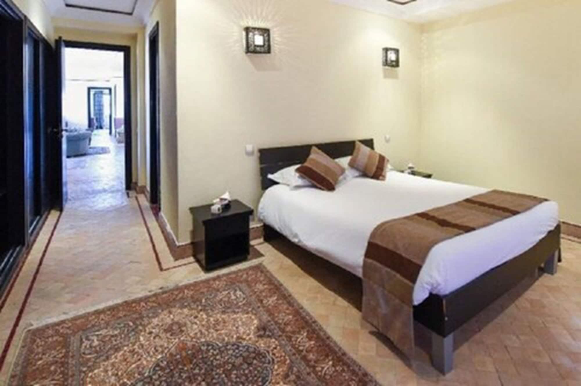 Les Jardins De Zyriab Bed and Breakfast Aït Hamid Exteriör bild